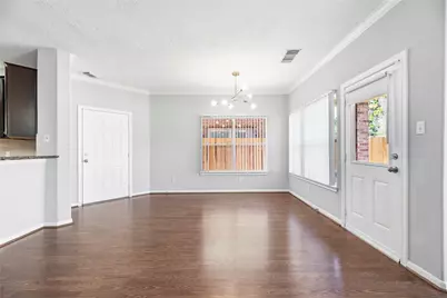5227 Brinkman Court, Houston, TX 77091 - Photo 4