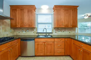 11914 Normont Dr, Houston, TX 77070 - Photo 10