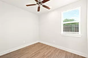 2974 Alice St, Houston, TX 77054 - Photo 8