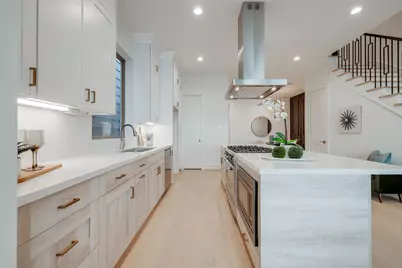 1012 E 26th Street, Houston, TX 77009 - Photo 10