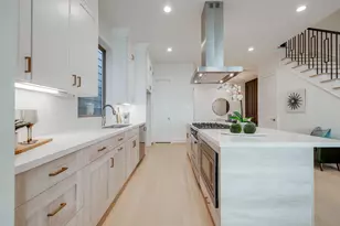 1012 E 26th St, Houston, TX 77009 - Photo 10
