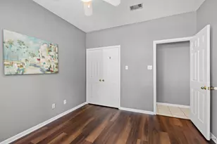 2212 Hopkins St, Houston, TX 77006 - Photo 12