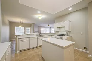 20322 Maple Village Dr, Cypress, TX 77433 - Photo 10