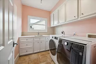 2211 Dunraven Ln, Houston, TX 77019 - Photo 20