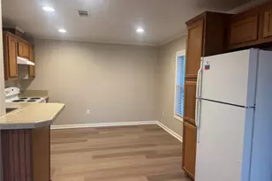 898 S Crystal Beach Rd, Crystal Beach, TX 77650 - Photo 14