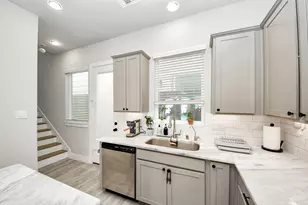 9017 Lonestar Creekbend Ln, Houston, TX 77080 - Photo 12