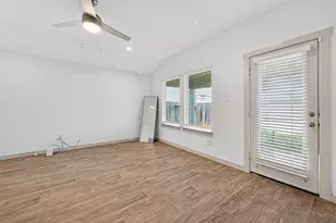 8223 Hush Heights Dr, Rosharon, TX 77583 - Photo 16