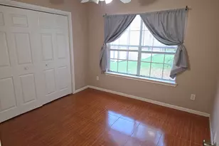 414 Texas St, Tomball, TX 77375 - Photo 6