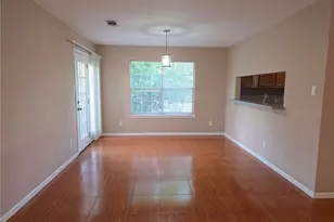 414 Texas St, Tomball, TX 77375 - Photo 2