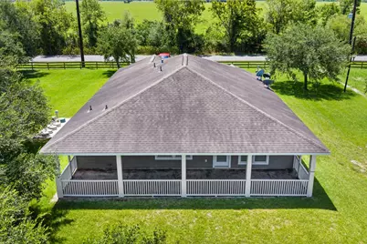 3131 County Road 81, Rosharon, TX 77583 - Photo 2