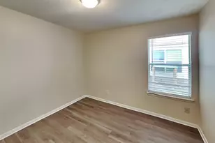 12038 Green Butte Ct, Houston, TX 77044 - Photo 14