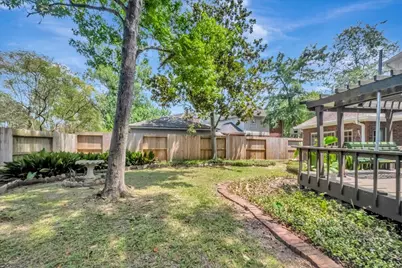 11919 Mighty Redwood Drive, Pasadena, TX 77059 - Photo 46