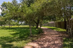 11919 Mighty Redwood Dr, Pasadena, TX 77059 - Photo 46