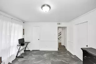 4725 Indian Trail, Baytown, TX 77521 - Photo 12