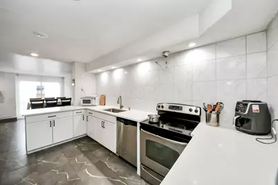 4725 Indian Trail #3, Baytown, TX 77521 - Photo 10