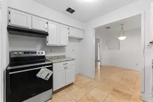 13141 High Star Dr, Houston, TX 77072 - Photo 8