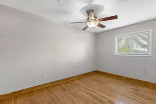 10319 Dunvegan Way, Houston, TX 77013 - Photo 14