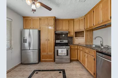10319 Dunvegan Way, Houston, TX 77013 - Photo 1