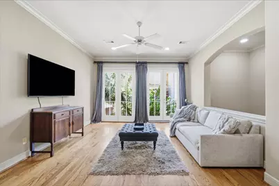 15 Laurelwood Drive, Houston, TX 77058 - Photo 8