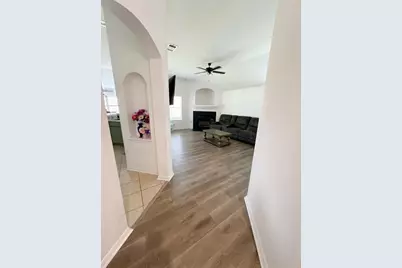 5003 Daymon Court, Hutto, TX 78634 - Photo 6