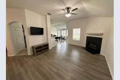 5003 Daymon Court, Hutto, TX 78634 - Photo 8