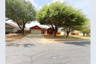 5003 Daymon Court, Hutto, TX 78634 - Photo 2