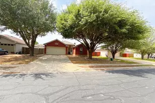 5003 Daymon Ct, Hutto, TX 78634 - Photo 2