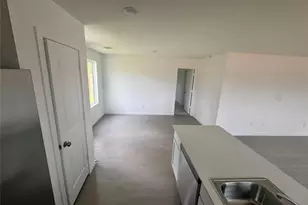 25668 Rose Creek Dr, Cleveland, TX 77328 - Photo 10