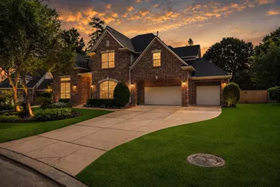 59 Nocturne Woods Place, The Woodlands, TX 77382 - Photo 2