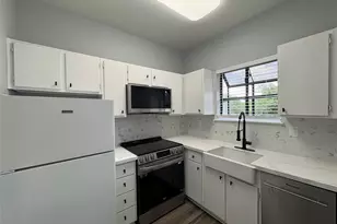 7901 Cambridge St, Houston, TX 77054 - Photo 14