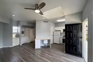 7901 Cambridge St, Houston, TX 77054 - Photo 8