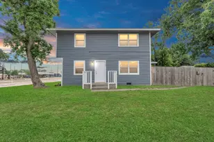 4701 Burket, Houston, TX 77004 - Photo 2