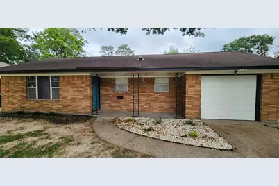 4921 Nina Lee Lane, Houston, TX 77092 - Photo 2