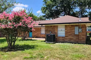 4921 Nina Lee Ln, Houston, TX 77092 - Photo 30