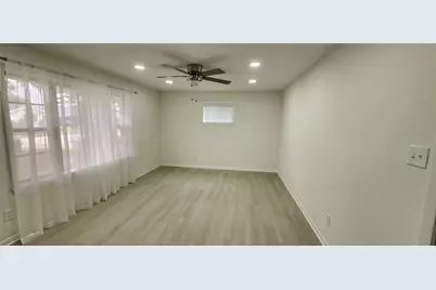4921 Nina Lee Lane, Houston, TX 77092 - Photo 8
