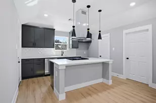 7606 Ilex St, Houston, TX 77012 - Photo 6