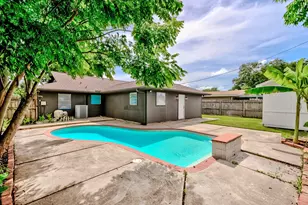 408 N 36th St, Nederland, TX 77627 - Photo 42