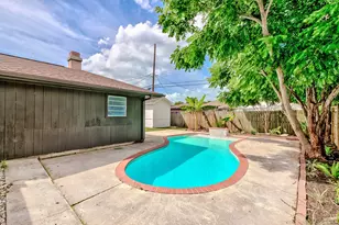 408 N 36th St, Nederland, TX 77627 - Photo 46