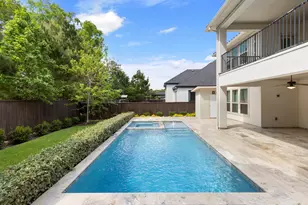 11 Floral Vista Dr, Tomball, TX 77375 - Photo 4