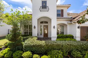 11 Floral Vista Dr, Tomball, TX 77375 - Photo 2