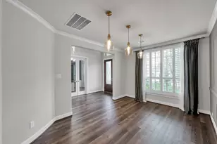 11 Floral Vista Dr, Tomball, TX 77375 - Photo 8