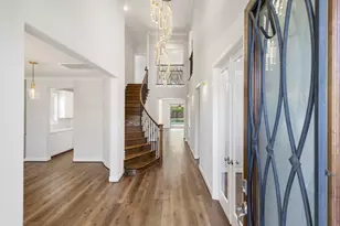 11 Floral Vista Dr, Tomball, TX 77375 - Photo 4