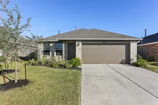 9226 Harvest Steel Dr, Baytown, TX 77521 - Photo 2