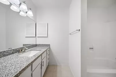 8433 Wednesbury Lane, Houston, TX 77074 - Photo 14