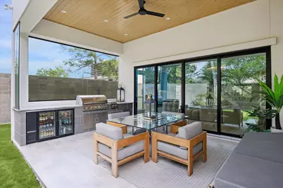 4002 Meadow Lake Lane, Houston, TX 77027 - Photo 34