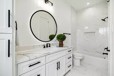 4002 Meadow Lake Lane, Houston, TX 77027 - Photo 30