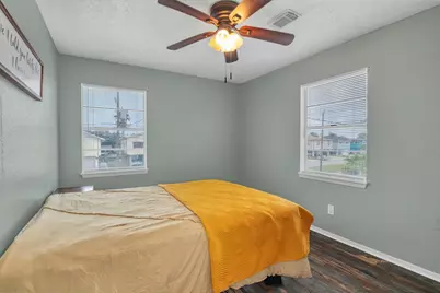 286 Ling Street, Bayou Vista, TX 77563 - Photo 14
