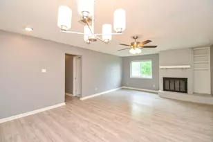 12791 Lake Conroe Hills Dr, Willis, TX 77318 - Photo 2