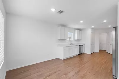 3034 Twisted Myrtle Drive, Conroe, TX 77301 - Photo 6