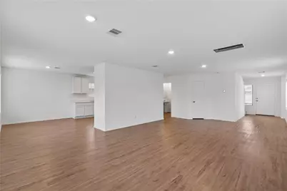 3034 Twisted Myrtle Drive, Conroe, TX 77301 - Photo 4